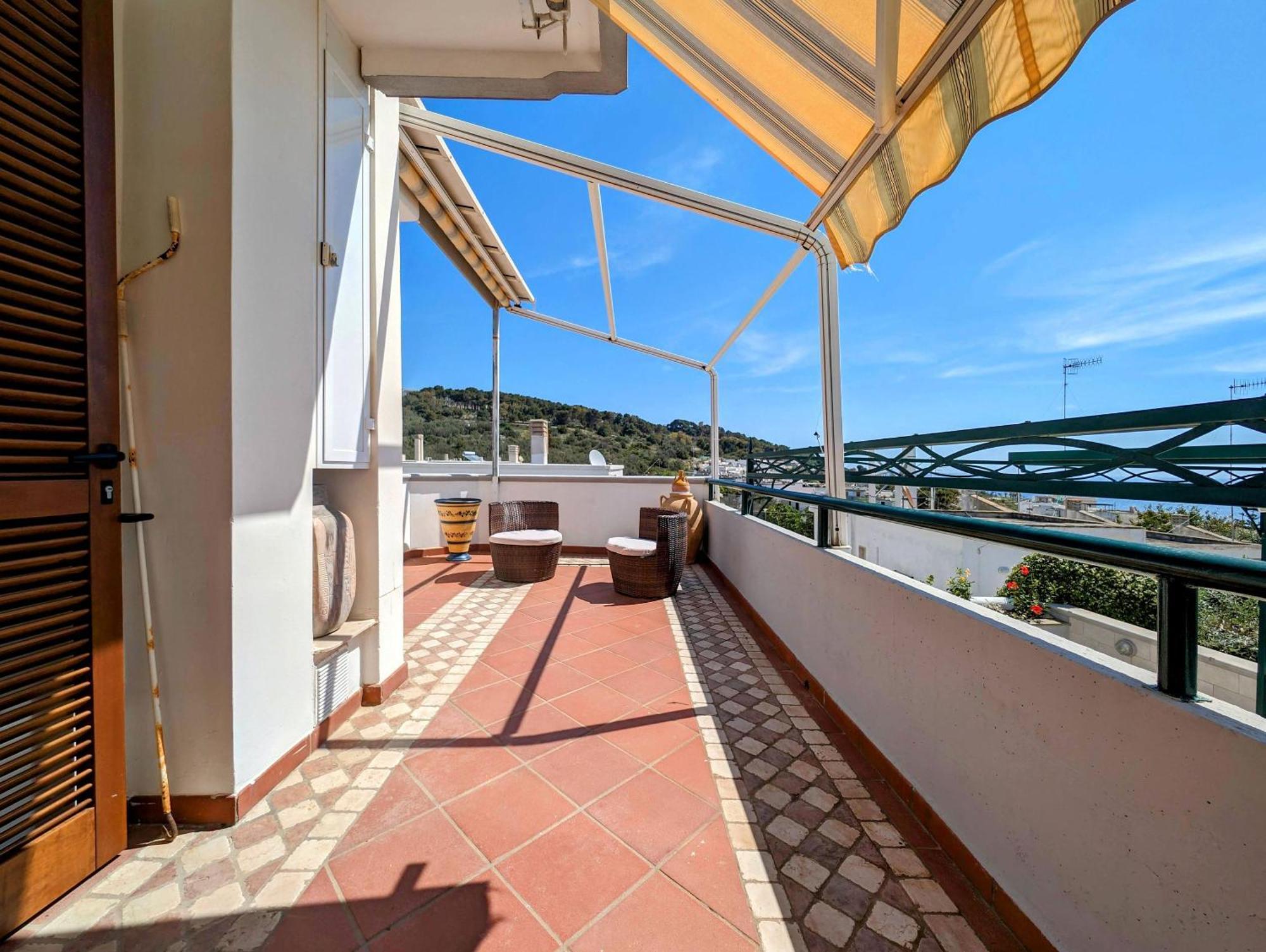 Oikia Vacanze S Cesarea Casa Rosa Su سانتا سيزاريا تيرمي المظهر الخارجي الصورة