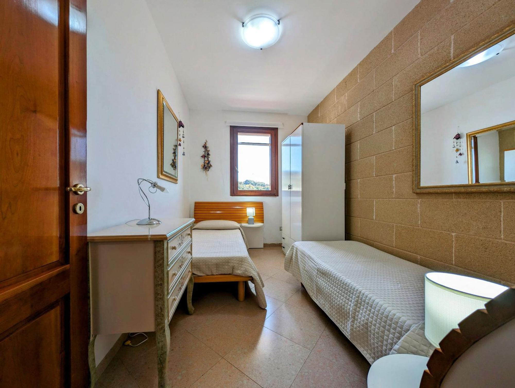 Oikia Vacanze S Cesarea Casa Rosa Su سانتا سيزاريا تيرمي المظهر الخارجي الصورة